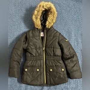 Girl Black Puffer Jacket with Faux Fur Trim